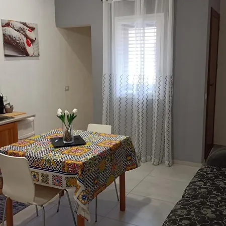 Santa Genoveffa Apartmán Trapani